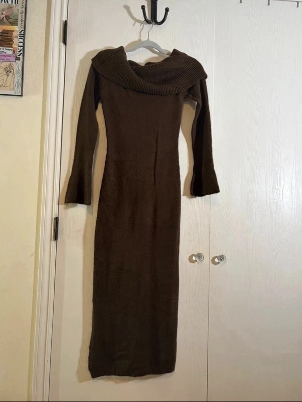 Off-Shoulder Long Sleeve Knit Maxi Dress in Brown
